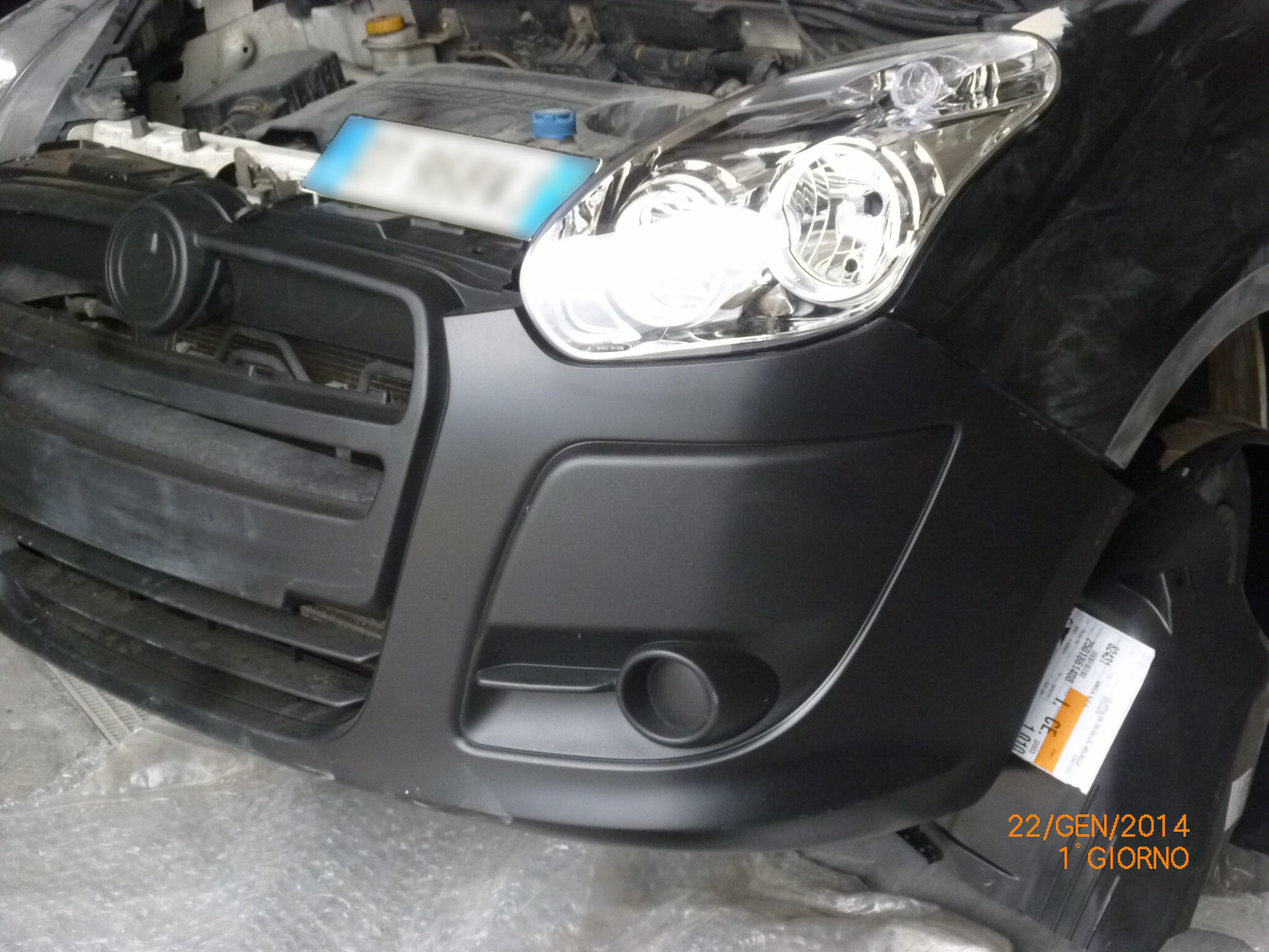 Riparazione autocarrozzeria doblò